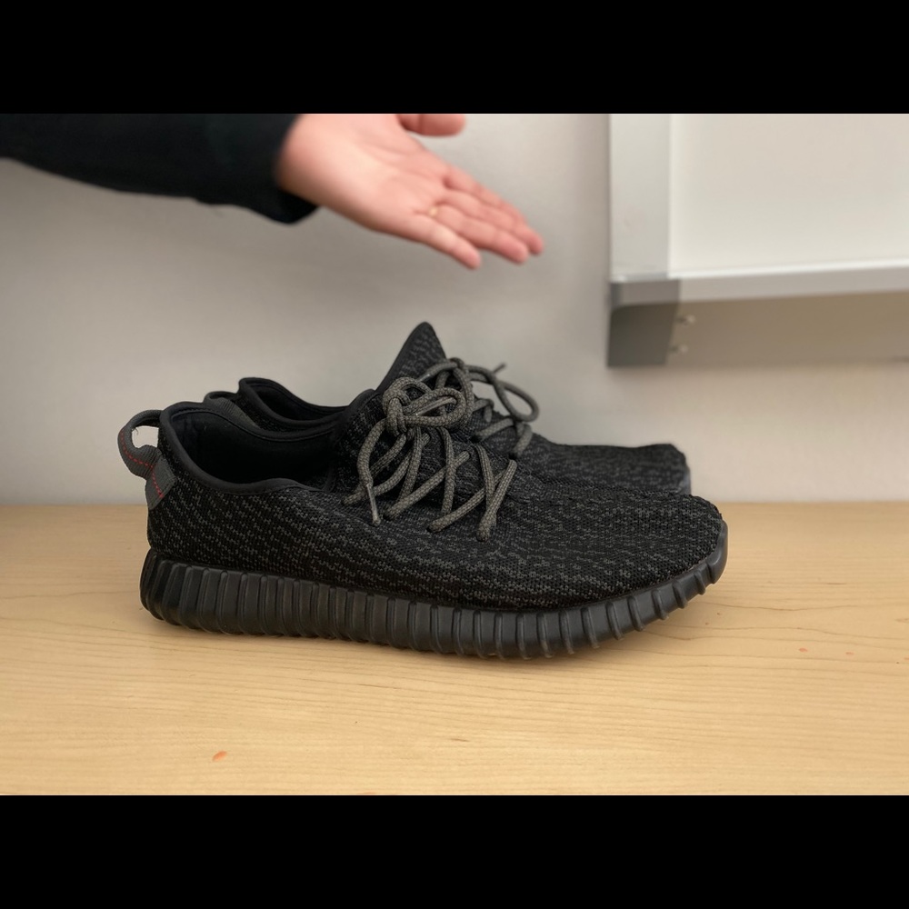 Yeezy pirates black
